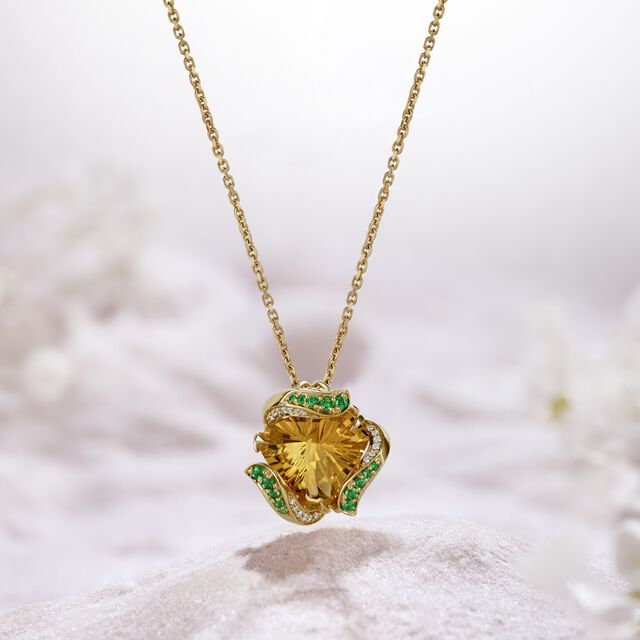 Wildflower Heart&nbsp;Pendant,,hi-res image number null