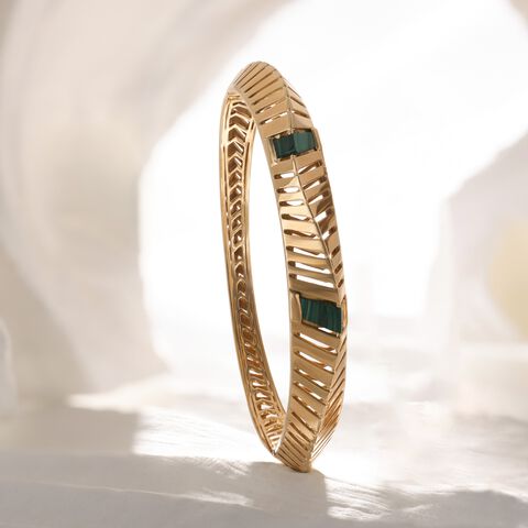 Poise Bangle