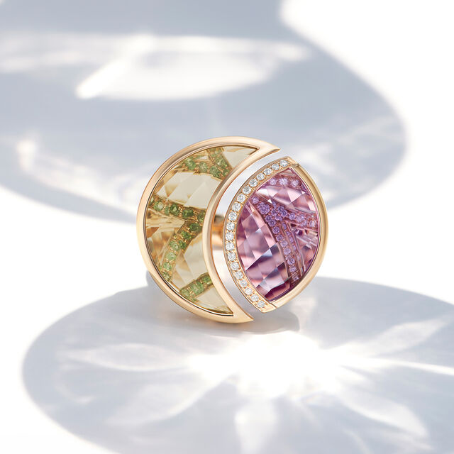 The Eternal Dance Ring,,hi-res image number null
