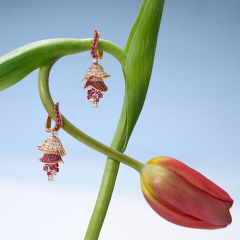 Scarlet Breeze Jhumkis